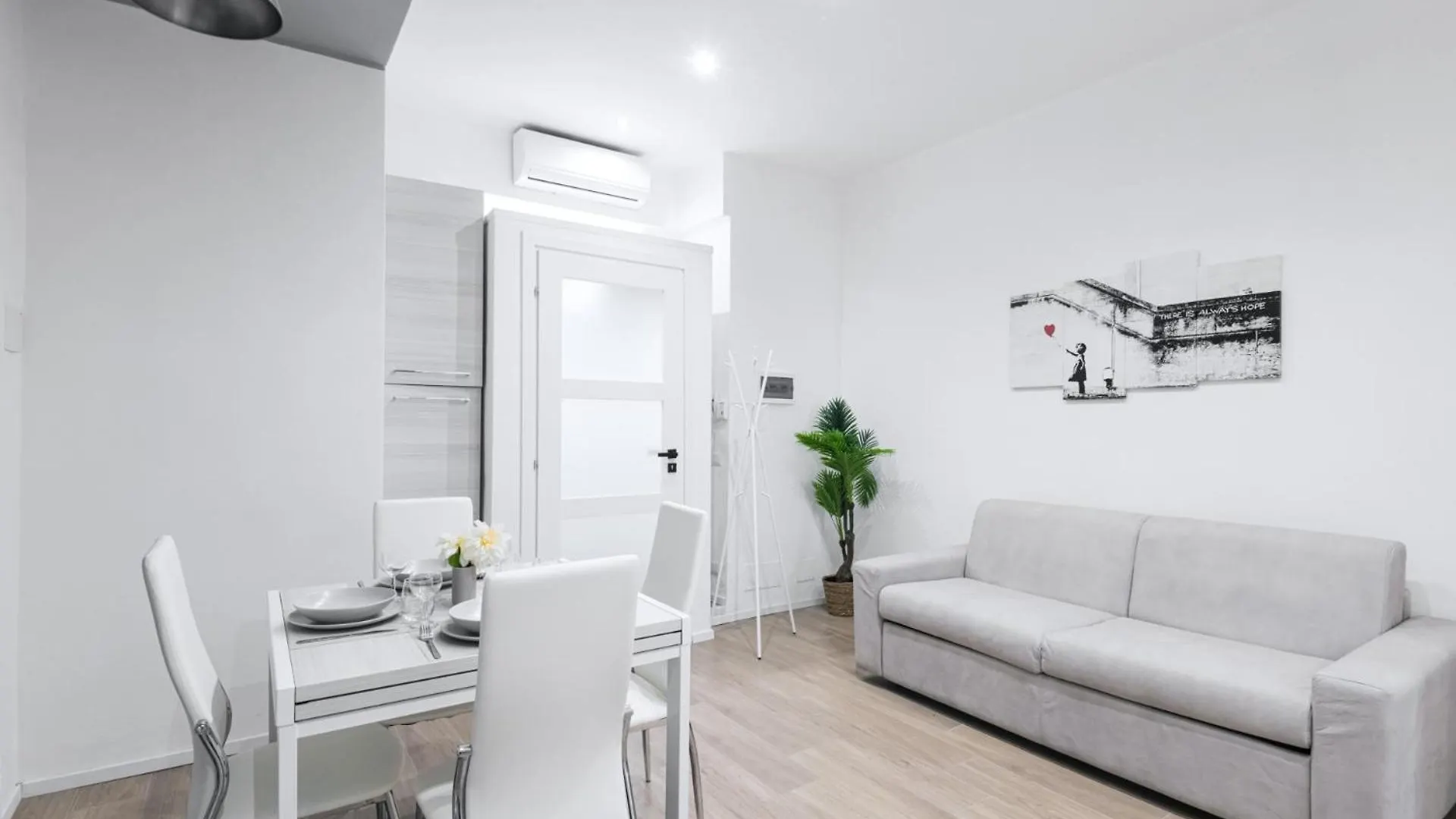 Easylife - Moderno Appartamento Vicino A Loreto Milan 0*,